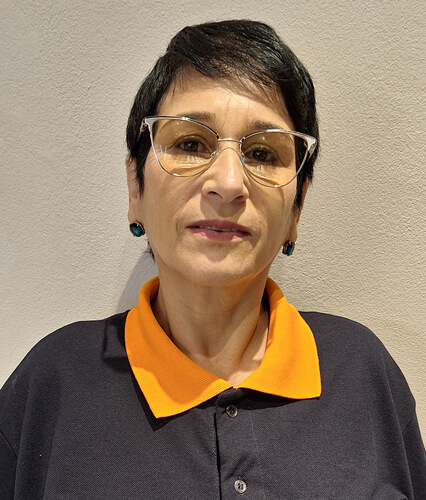 Angela 1